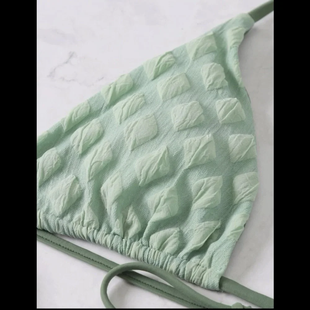 3pack Textured Halter Triangle Thong Bikini Swimsuit With
Bandana👙✨ - Picture 4 of 7